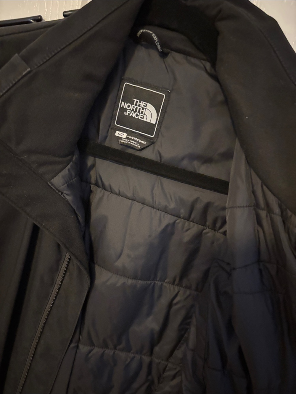 North Face Black Winter Jacket - Picture 4 of 13